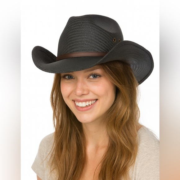 Sun Day • NWT Stylish Black Hat - Picture 1 of 3